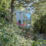 “House C”: Una vivienda de hormigón que se funde al paisaje del sur de Suiza