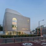 Iglesia Evergreen: Un edificio religioso de hormigón como hito arquitectónico